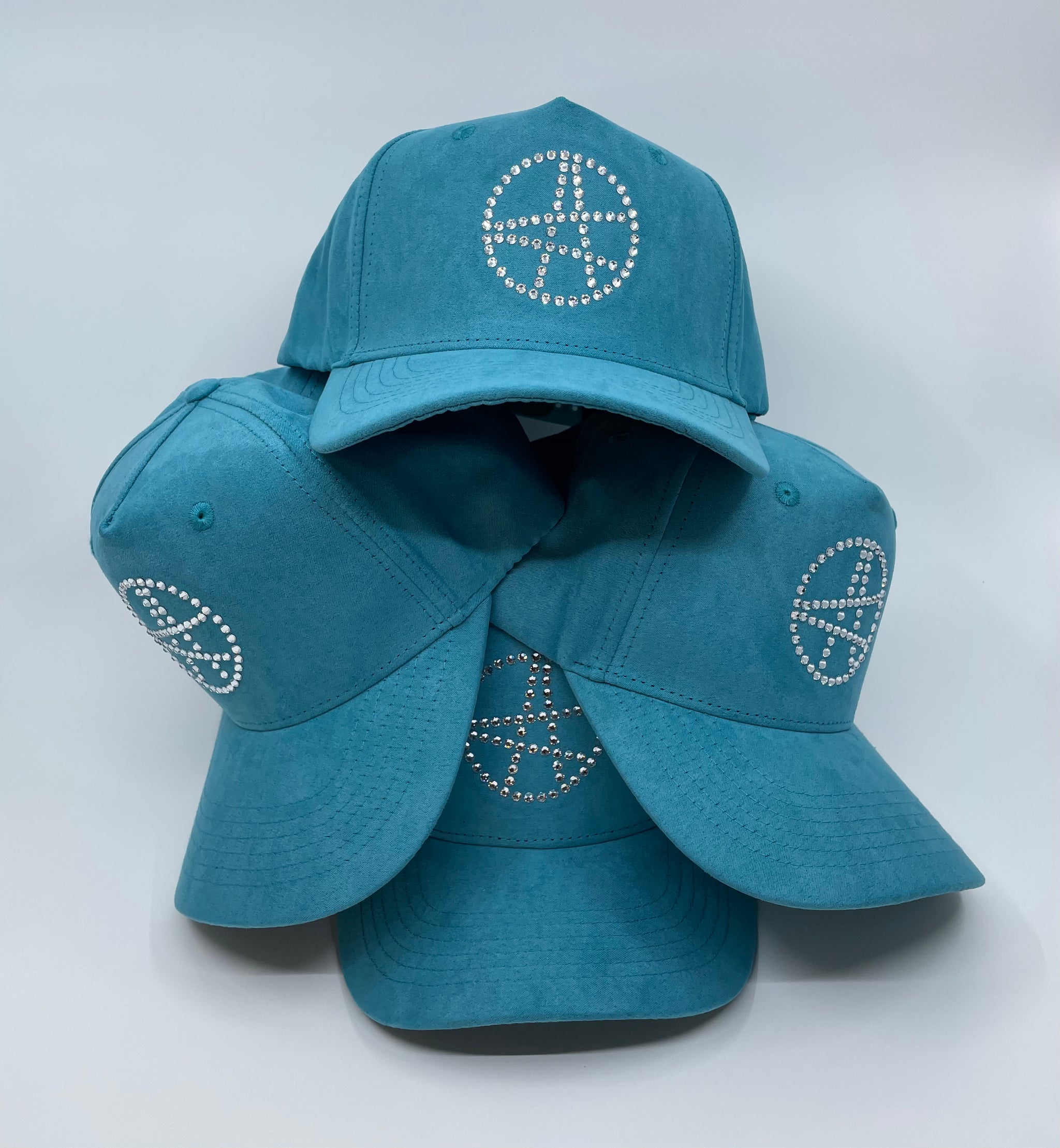 CAPS – ALL ANTICS
